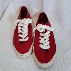 Forever 21 Women's Red Canvas Classic Tennis Shoes Casual Colorful Preppy Size 6